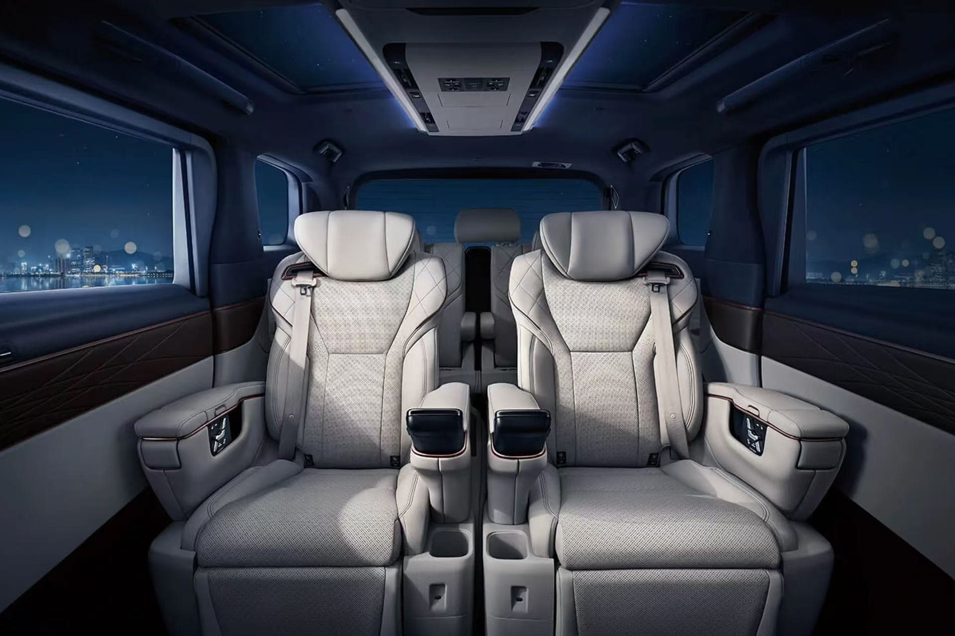 丰田 埃尔法 - 3