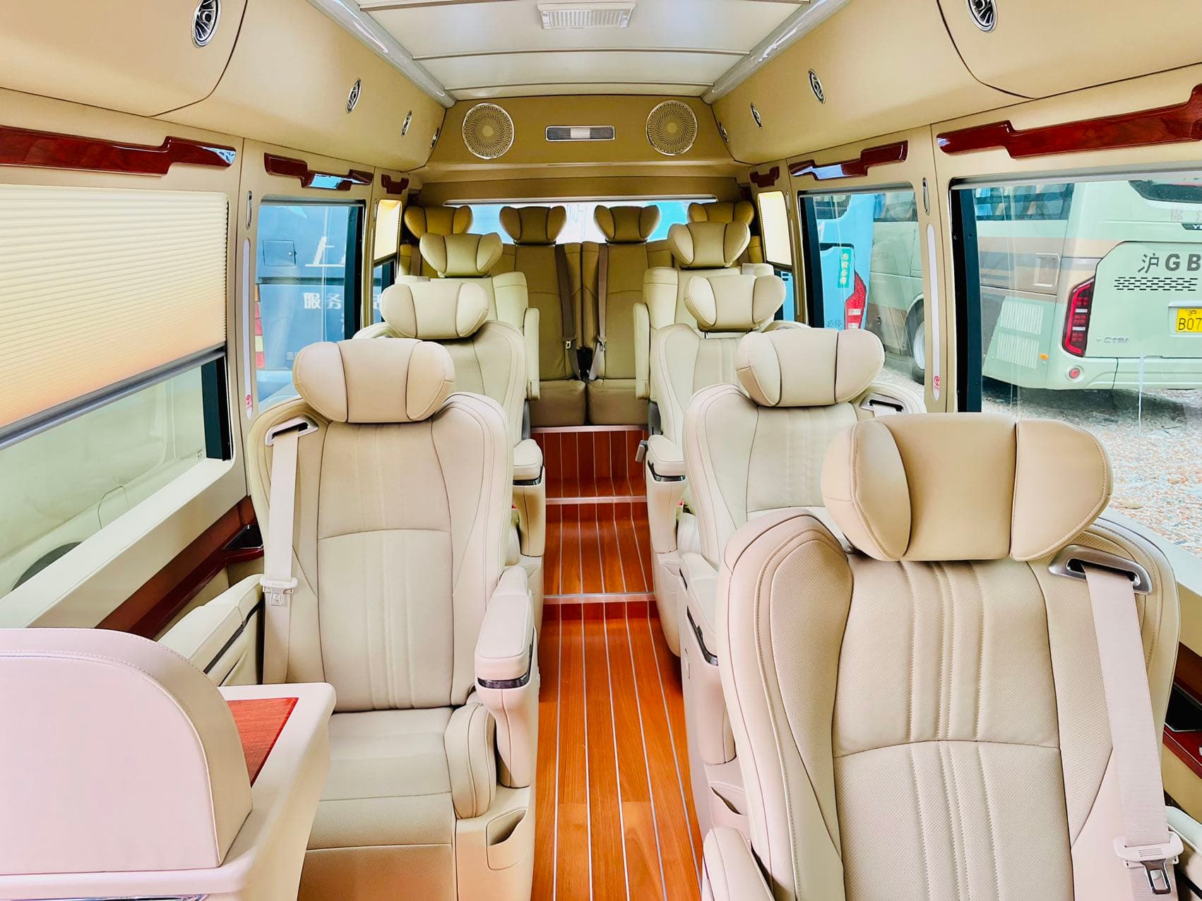 丰田 考斯特 - 3